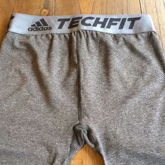 Adidas ⭐️1 of a kind⭐️ SAMPLE Capri Training Pants - Picture 5 of 8